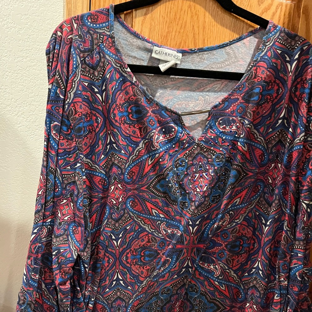 3/4 length sleeve shirt